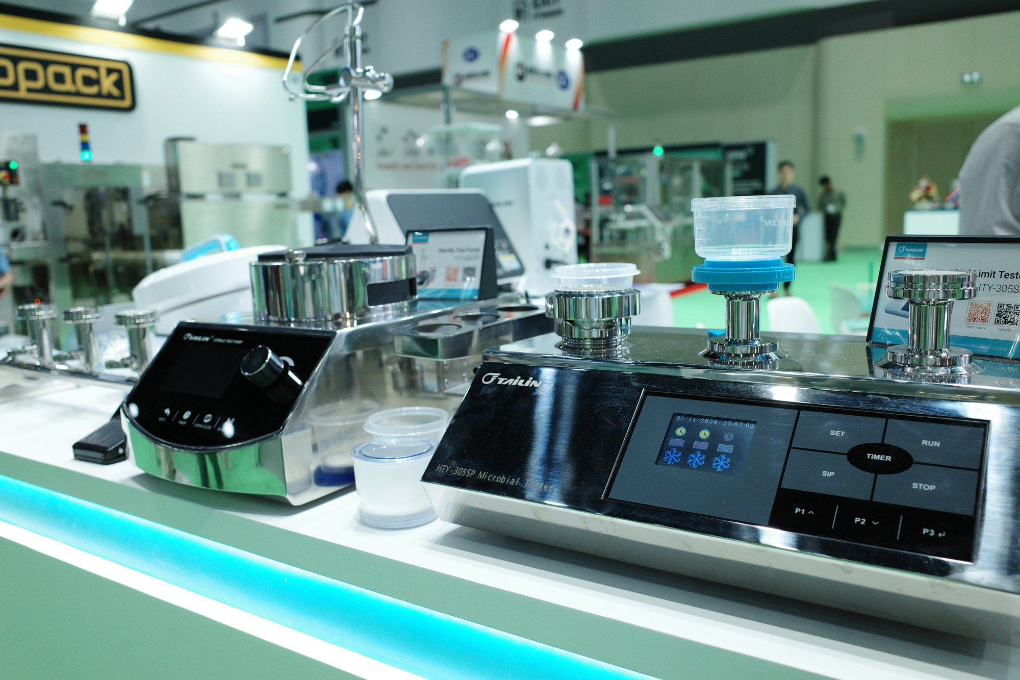 1720775442508733Ztux.jpg R0000482.JPG